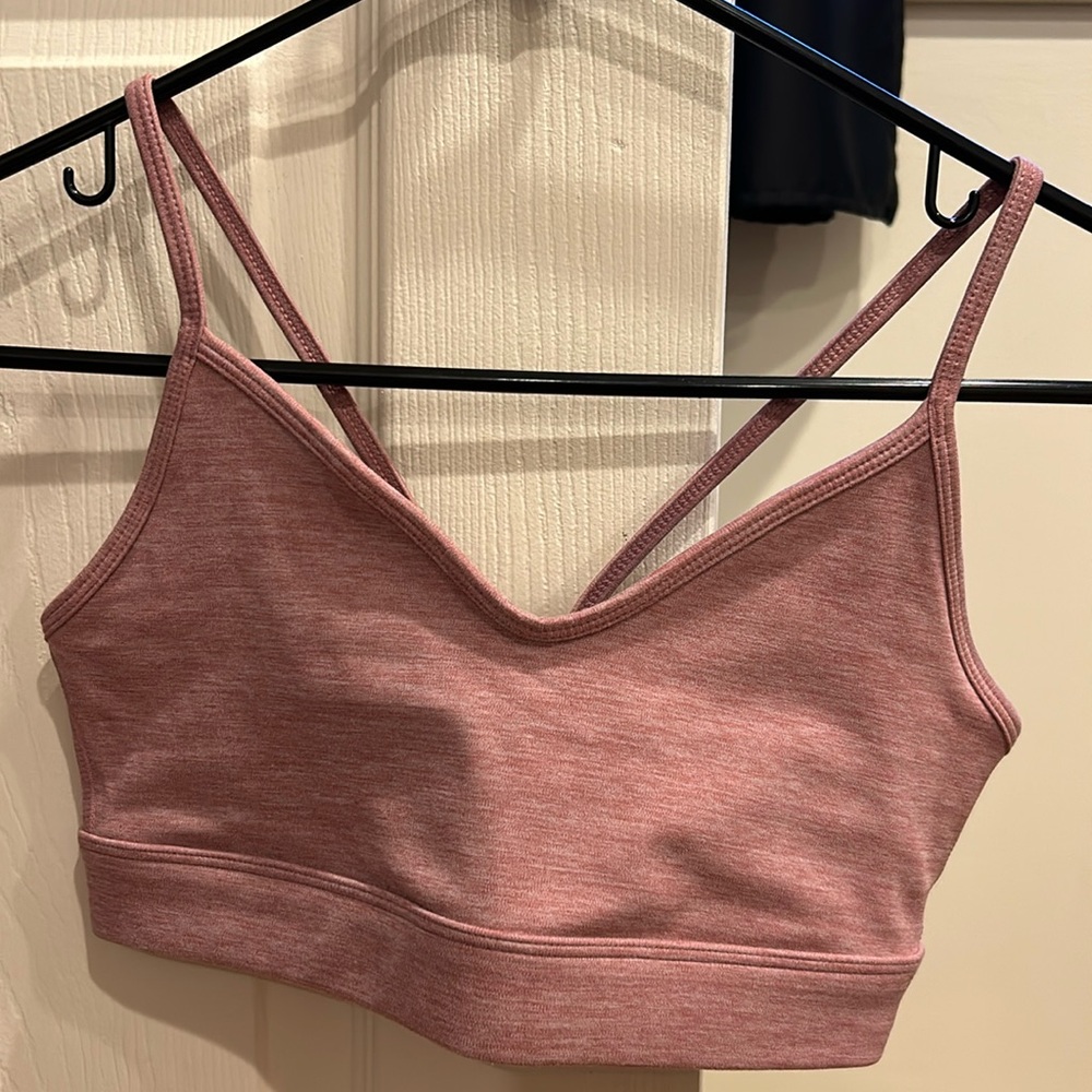 Gap athletic sports bra